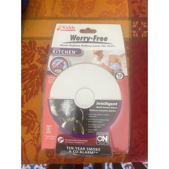 Kidde 10-Year Smoke & Carbon Monoxide Detector with Voice Alerts - Picture 5 of 5